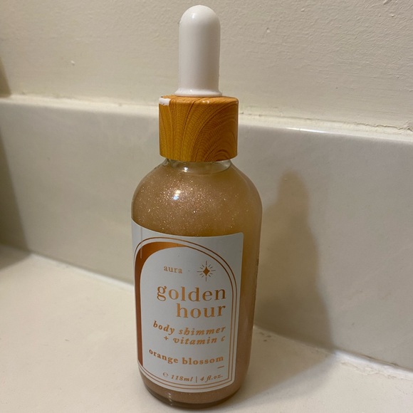 Other - NEW UNOPENED Body Shimmer Moisturizer with Vitamin C